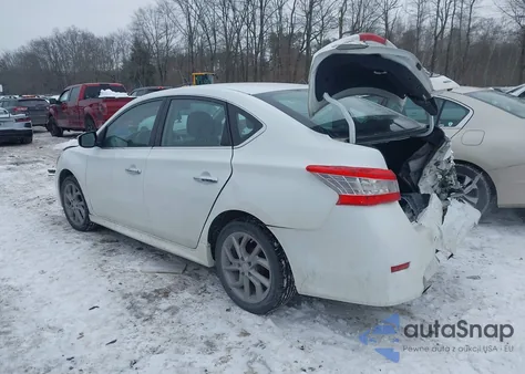 2014 Nissan Sentra Sr z USA, uszkodzony, nr VIN 3N1AB7AP1EY256392